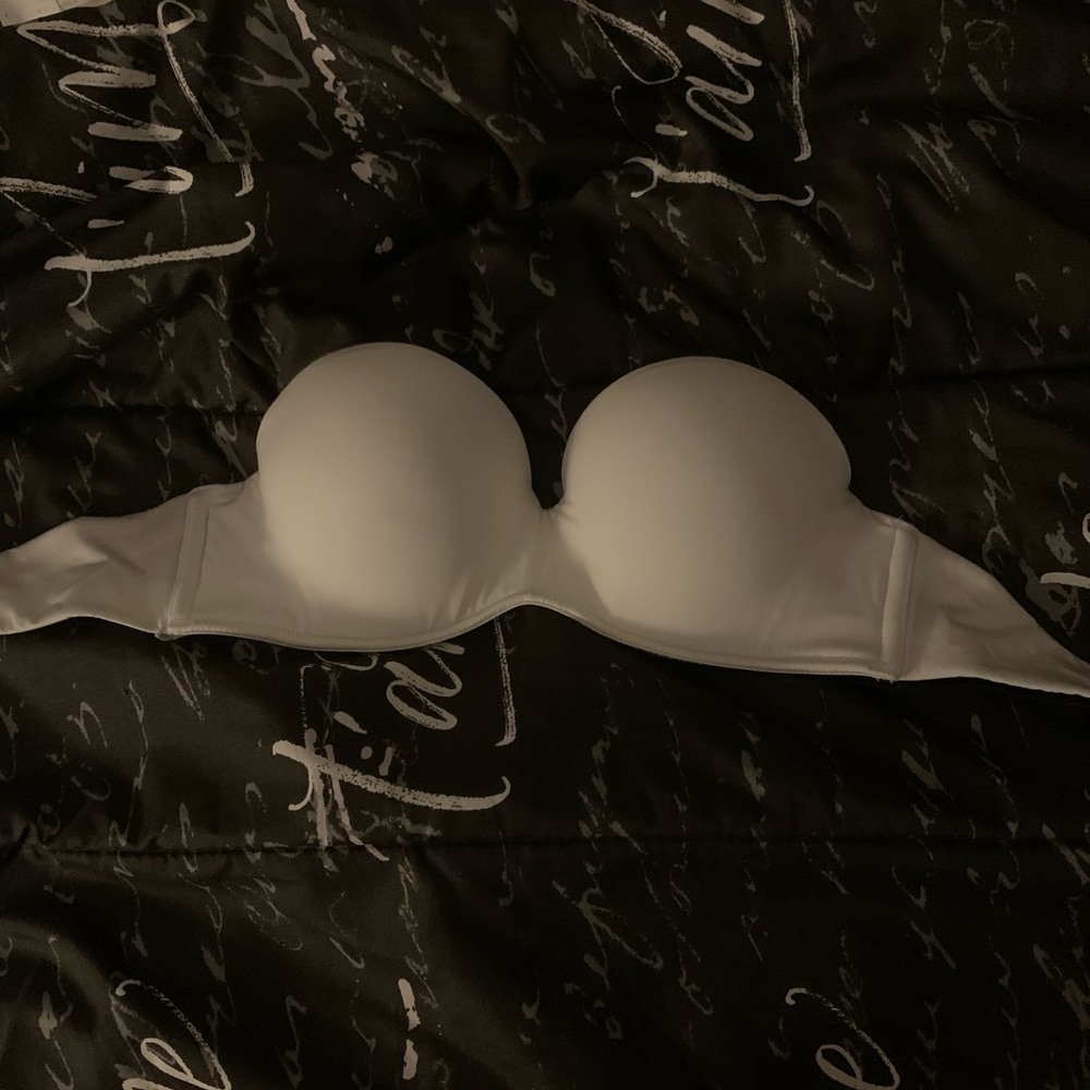 White Strapless Bra